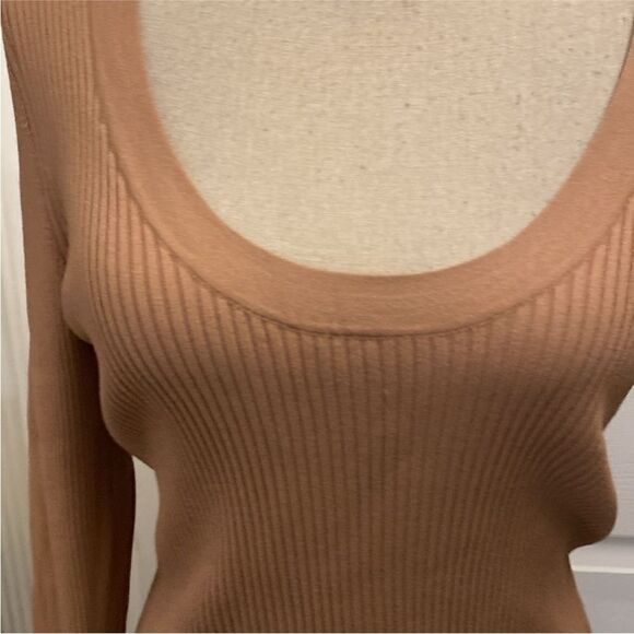 A.L.C. Ribbed Tan Long Sleeve Top, XL - Picture 6 of 12